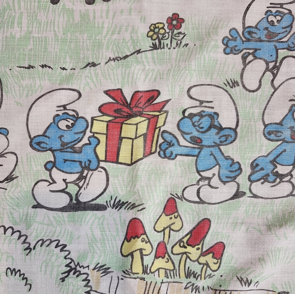 Vintage 1980s "Smurf Village " Twin Flat Bed Sheet Fabric - Picture 3 of 10
